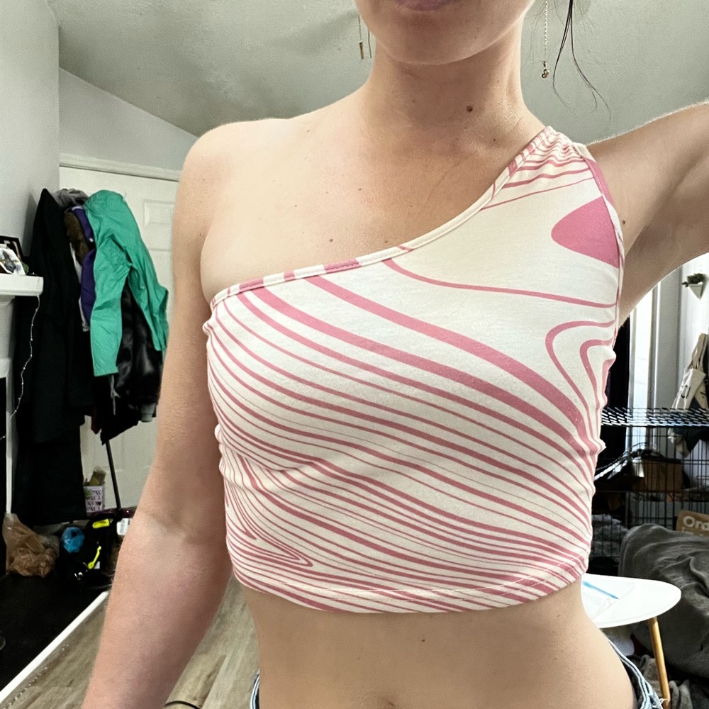 Small one shoulder crop top with adjustable tied back